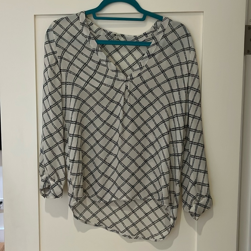 Joie silky top in pristine condition